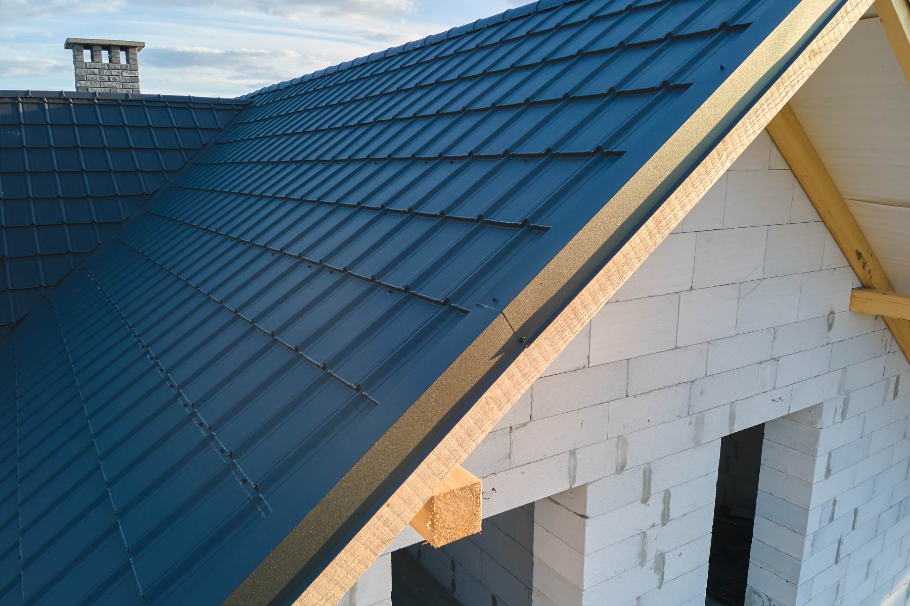 Choosing The Right Roofing Material.