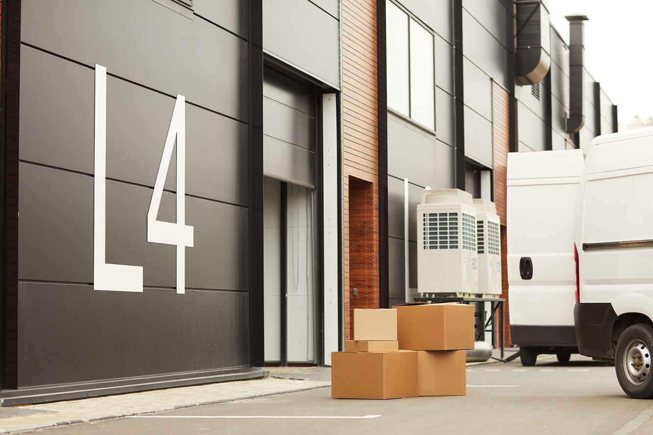 warehouse-for-parcels-and-loads-KAFET8F